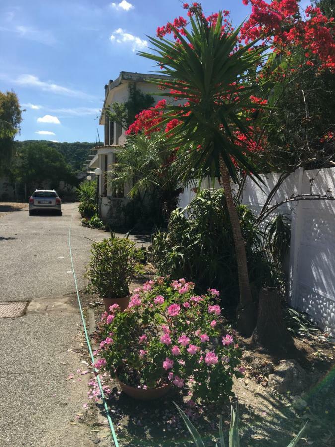 Residence La Quiete Taureana Exterior photo